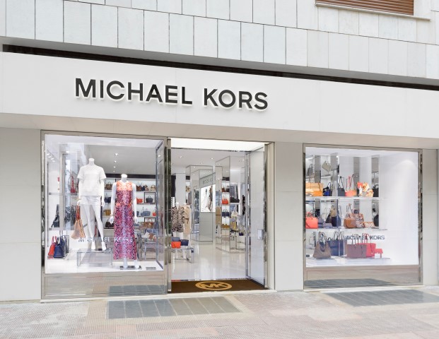 Michael Kors Bari nuova apertura: inaugurata la nuova boutique lifestyle, le foto