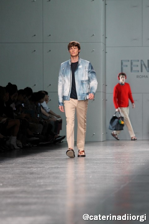 Sfilate Milano Moda Uomo giugno 2014: Fendi, il viaggiatore urbano, la collezione primavera estate 2015