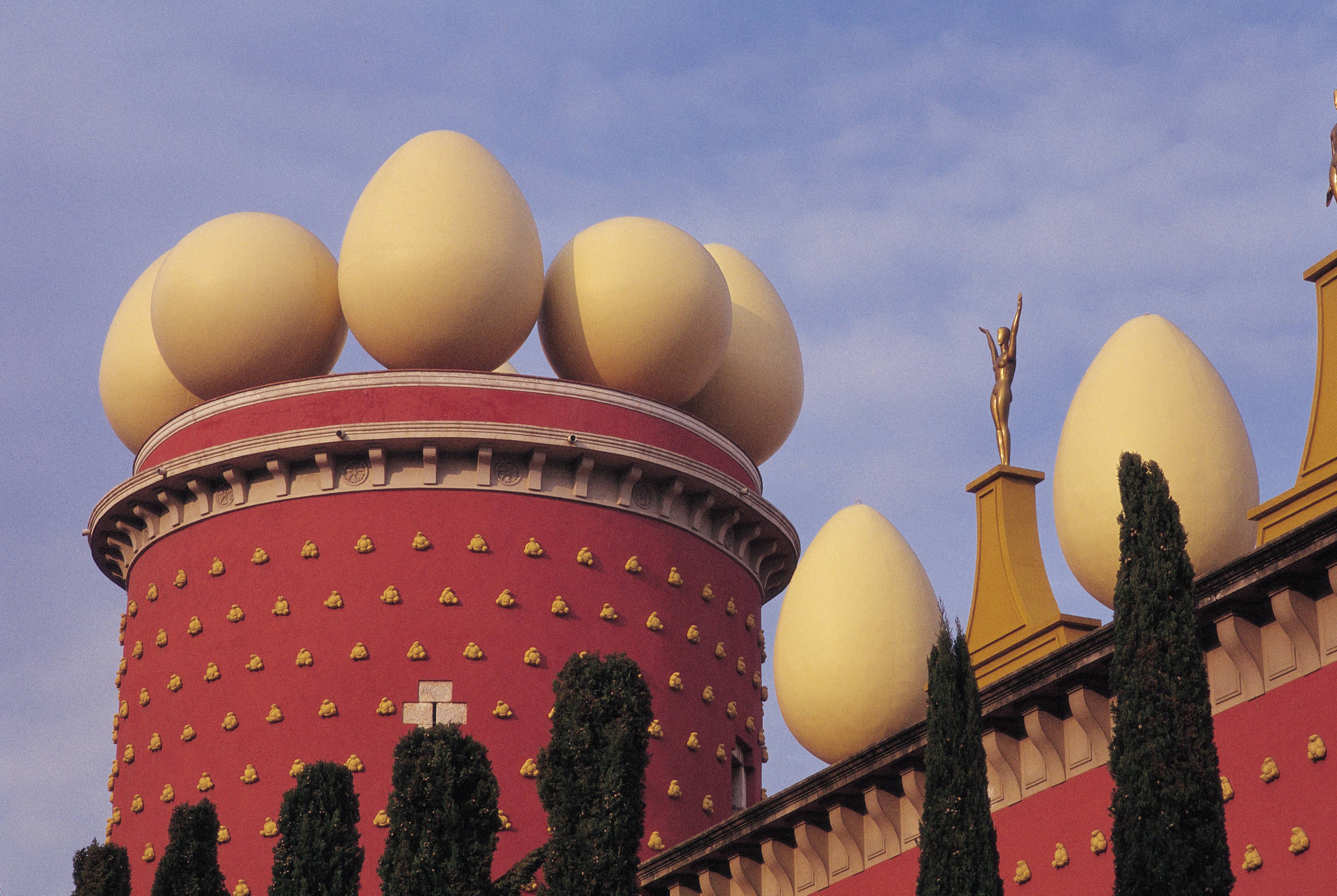 Il mito e l’arte di Salvador Dalì: il Teatro-Museo a Figueres