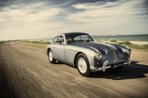 L’Aston Martin di James Bond all’asta a Woodstock
