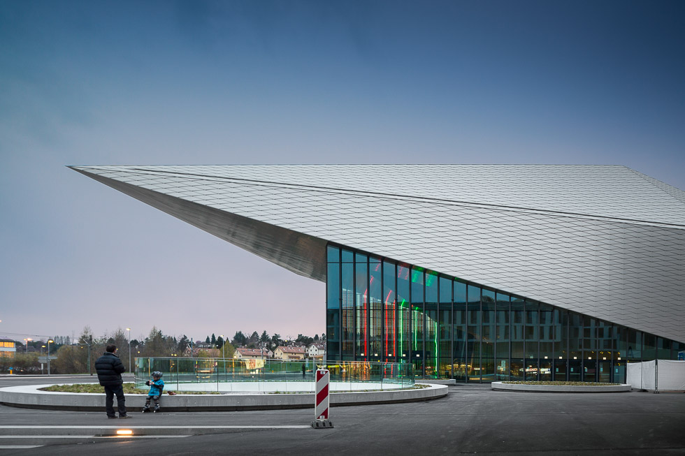 Un tetto in stile origami per il nuovo centro congressi di Losanna