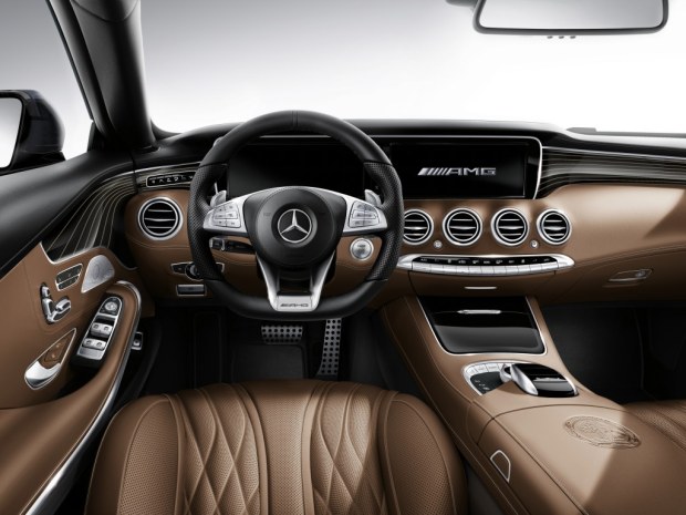 Mercedes S 65 AMG Coupé: nuova auto di lusso tedesca