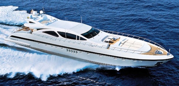 Yacht Mangusta 130 Misunderstood: venduto il Maxi Open di 40 metri