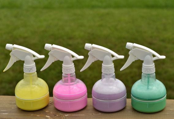 La vernice spray fai da te per i giochi dei bambini