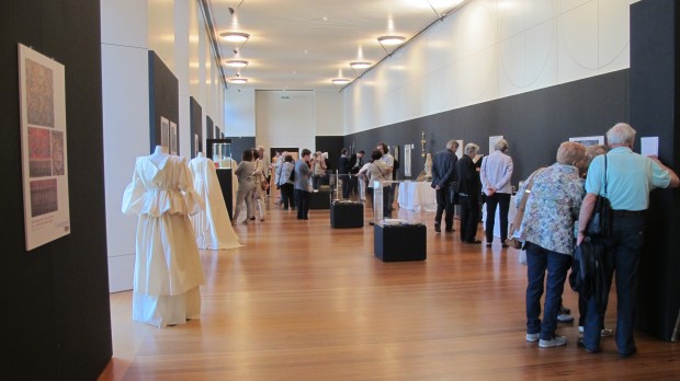 Gioielli e tessuti dei Visconti in mostra a Bellinzona