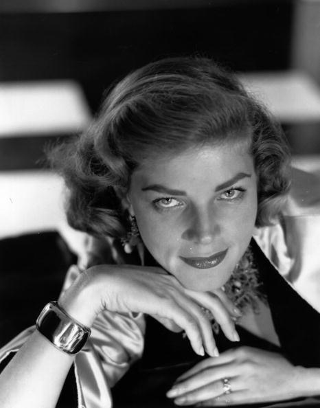 Morta Lauren Bacall: un ritratto dell’attrice, grande amore di Humphrey Bogart