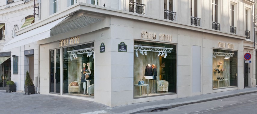 Miu Miu Parigi: aperto il nuovo temporary store, le foto