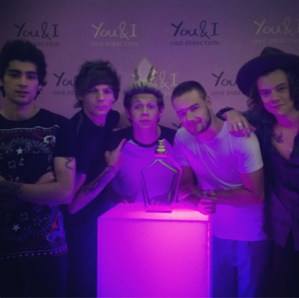One Direction You &amp; I profumo: il lancio della fragranza a New York, il video del backstage