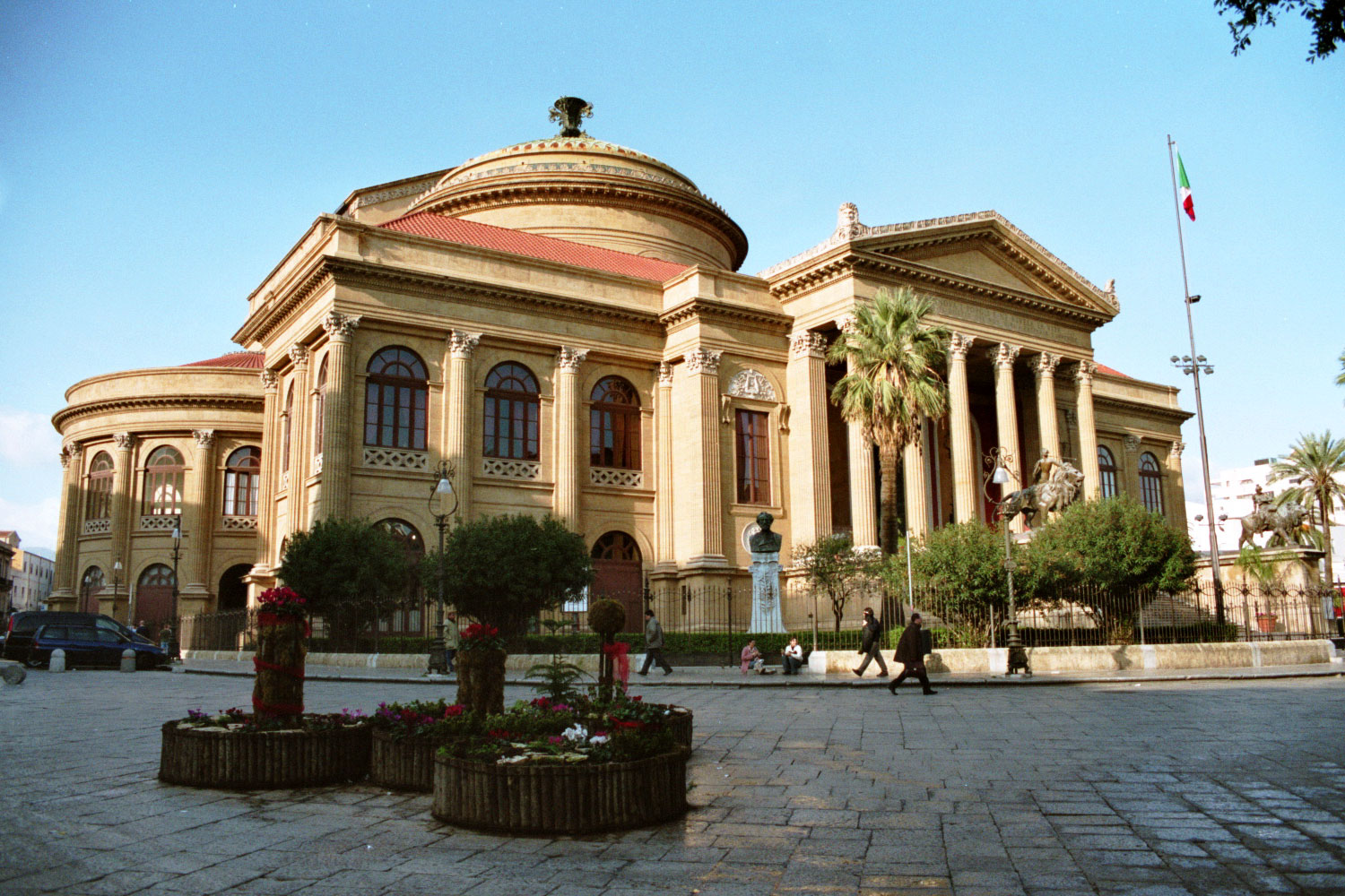Teatro Massimo di Palermo: tutte le informazioni per visitarlo