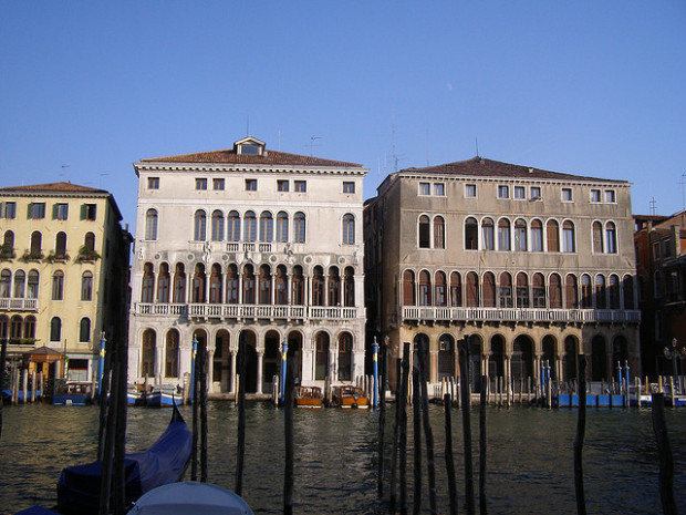 George Clooney, il matrimonio civile con Amal Alamuddin a Palazzo Ca&#8217; Farsetti a Venezia