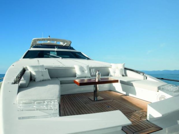 Barche Azimut-Benetti premiate al World Yacht Trophy 2014 di Cannes