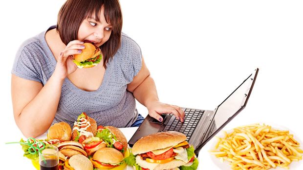 Donne e alimentazione: cos&#8217;è il binge eating o alimentazione incontrollata