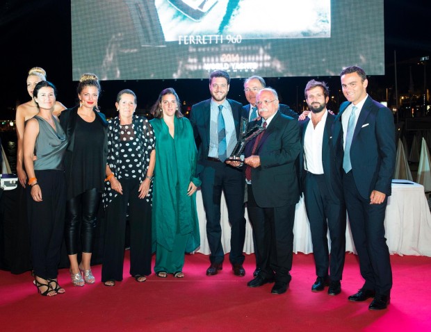 Yacht Ferretti 960 vince il World Yachts Trophies Award 2014