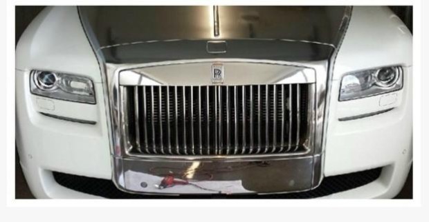 Rolls-Royce con cofano cromato per Ice-T e Coco