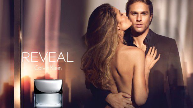 Calvin Klein Reveal Men: la campagna del profumo maschile con Charlie Hunnam e Doutzen Kroes