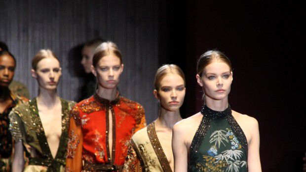 Sfilate Milano Moda Donna settembre 2014: il patchwork deluxe di Gucci, guest Charlotte Casiraghi