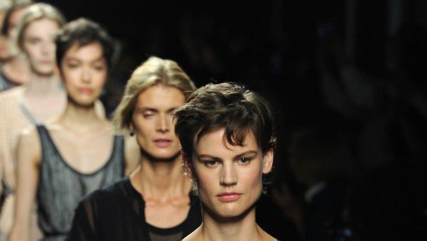 Sfilate Milano Moda Donna settembre 2014: l&#8217;eleganza lussuosa di Bottega Veneta, collezione primavera estate 2015