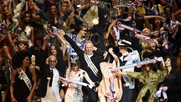 Sfilate Parigi settembre 2014: l&#8217;addio al prêt-à-porter di Jean Paul Gaultier, collezione primavera estate 2015