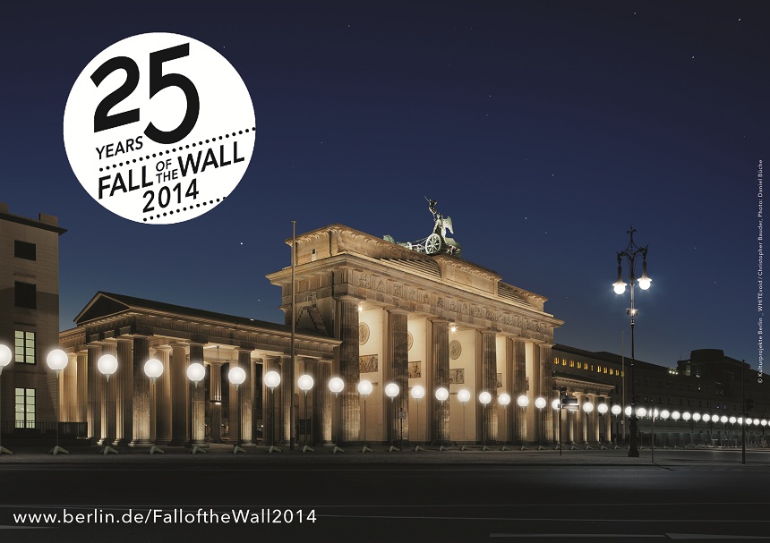 A Berlino &#8220;Lichtgrenze&#8221;, l&#8217;installazione per celebrare 25 anni dalla caduta del muro