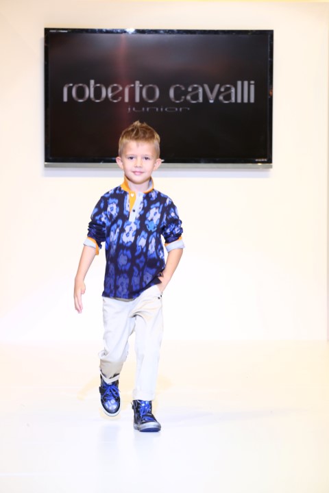 Roberto Cavalli Junior collezione autunno inverno 2014 2015: la sfilata a Dubai per Harper’s Bazaar World of Fashion