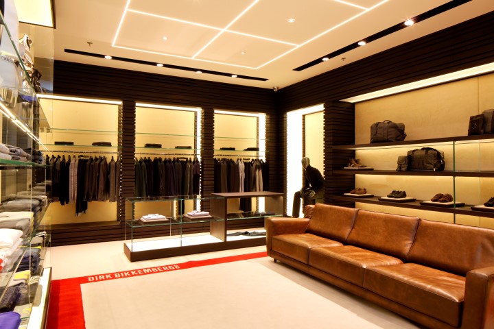Dirk Bikkembergs Cina: le nuove boutique aprono a Chengdu, Kunming e Zhuhai, le foto