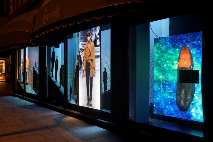 Ermenegildo Zegna Couture vetrine Harrods: il progetto esclusivo con il video City and Nature e la capsule collection esclusiva