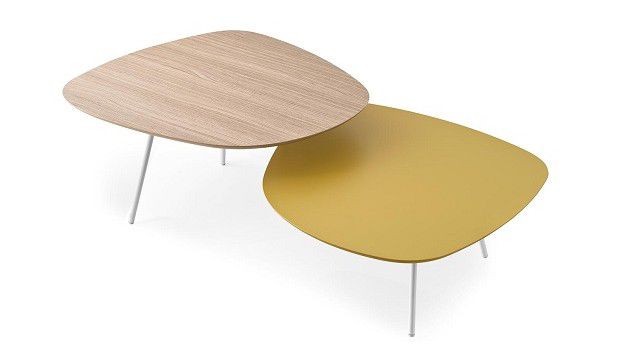 Tavoli di design di Calligaris, il trasformismo di Tweet