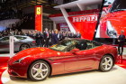 Ferrari California T con il Carplay di Apple