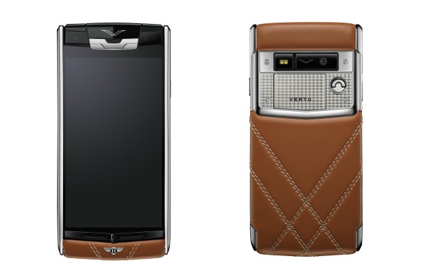 Smartphone Vertu for Bentley: il lusso di un cellulare da 12.500 euro