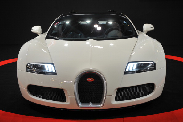 La Bugatti Veyron è l&#8217;auto più costosa a noleggio: 16.500 sterline al giorno