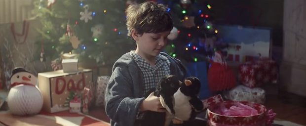 Il peluche Monty arriva a Natale se adotti un pinguino