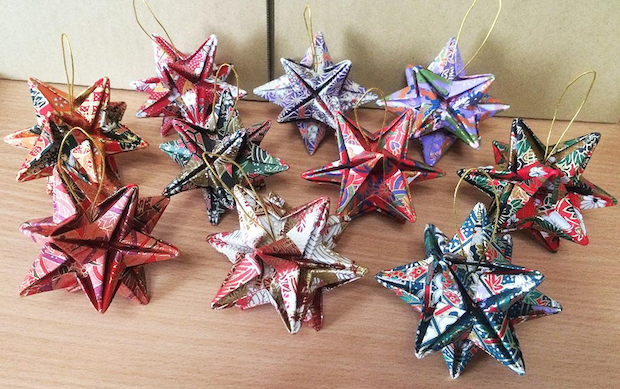Come realizzare le decorazioni origami fai da te per Natale