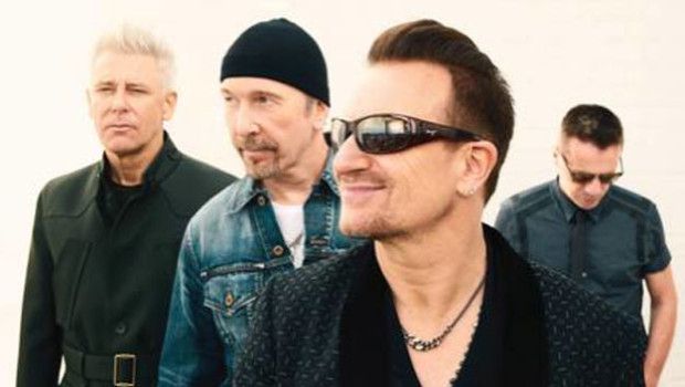 U2 Songs of Innocence: Bono Vox indossa gli occhiali da sole Maui Jim