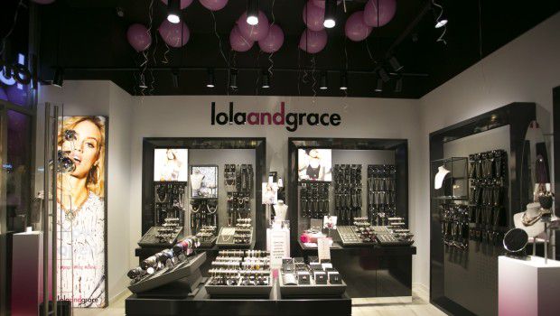 lolaandgrace Milano via Dante: inaugurato il nuovo store, le foto