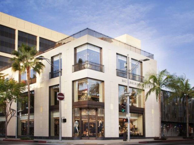Video Burberry celebra l&#8217;apertura della nuova boutique di Los Angeles