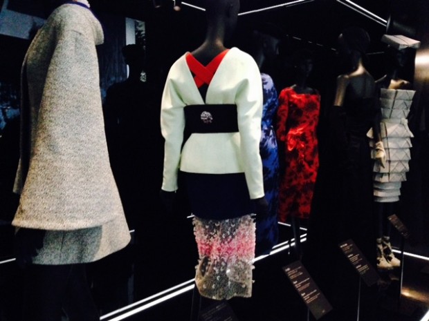 Esprit Dior Tokyo: l&#8217;immaginario della cultura giapponese, i video e le foto dalla mostra