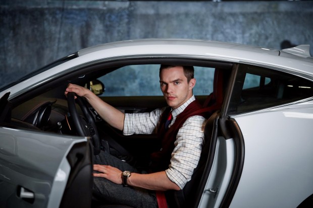 Jaguar British Innovation: la campagna pubblicitaria con Nicholas Hoult, i video