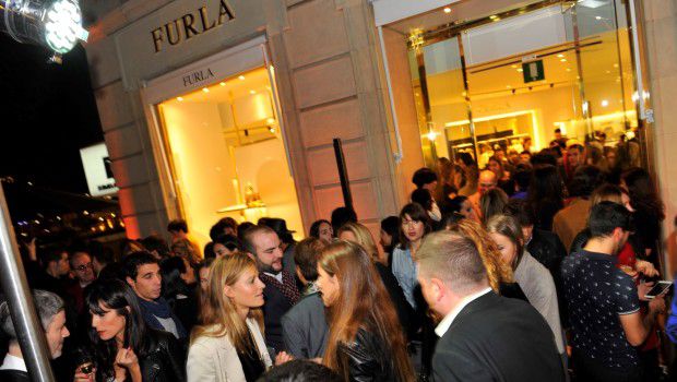 Furla Barcellona Paseo de Gracia: il party per la riapertura della boutique, le foto