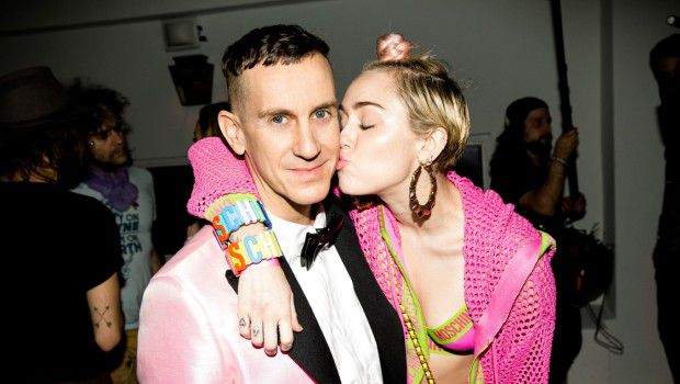 Art Basel Miami 2014: Jeremy Scott e il party Moschino con Barbie, special guest Miley Cyrus e Paris Hilton