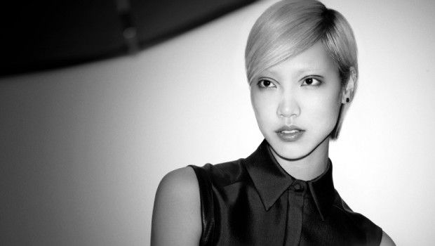 Redken Soo Joo Park: la nuova testimonial della campagna Extreme Haircare