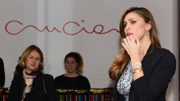 Belen Rodriguez Natale 2014: shopping natalizio da Cruciani C a Milano