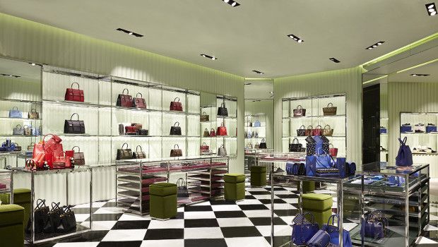 Prada Corea del Sud: la nuova boutique a Gwangju nel department store Lotte, le foto
