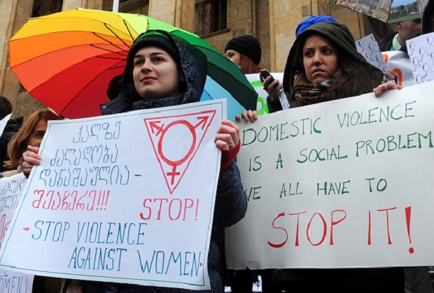 Un 2014 da dimenticare per le donne, gli eventi che hanno destato più scalpore