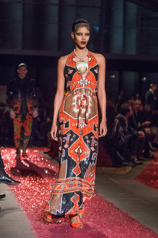 Sfilate Parigi Moda Uomo Gennaio 2015: gli echi di voodoo di Givenchy, collezione autunno inverno 2015 2016
