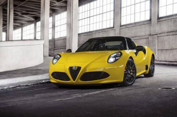 Alfa Romeo 4C Spider: auto sportiva Made in Italy