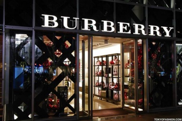 Burberry apre una nuova boutique a Tokyo con ospiti VIP