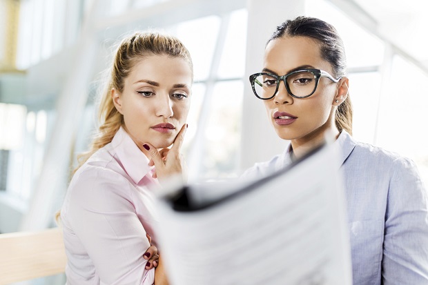 Le donne in affari non supportano le colleghe