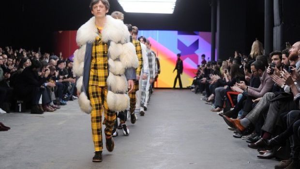 Sfilate Moda Uomo Londra gennaio 2015: gli anni &#8217;60 e &#8217;70 secondo Topman, collezione autunno inverno 2015 2016