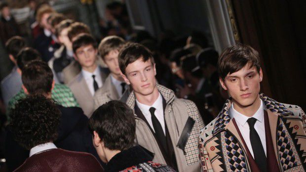 Sfilate Moda Uomo Parigi Gennaio 2015: l&#8217;arte secondo Valentino, collezione autunno inverno 2015 2016