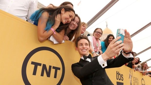 SAG Awards 2015: vincono Birdman e Eddie Redmayne, il red carpet con i look delle celebrity